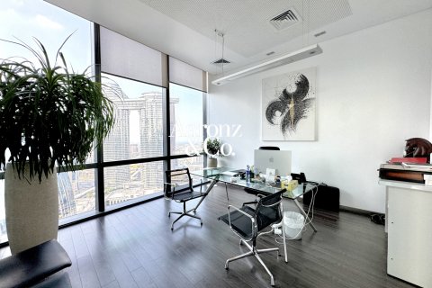 Office in Downtown Dubai (Downtown Burj Dubai), UAE 230 sq.m. № 692824 - photo 17