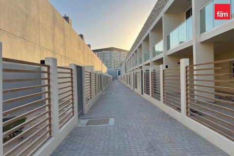 Vilë në Dubai, Emiratet e Bashkuara Arabe 4 dhoma gjumi, 202.7 m2. № 760928 - Foto 16