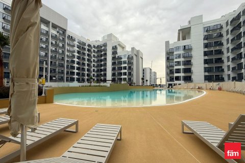 Apartment til salg i Dubai Studio City, Dubai, UAE 1 soveværelse, 61.8 kvm № 727887 - foto 5