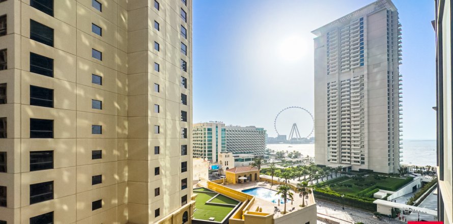 Apartment in Dubai, UAE 2 bedrooms, 152.7 sq.m. № 601318