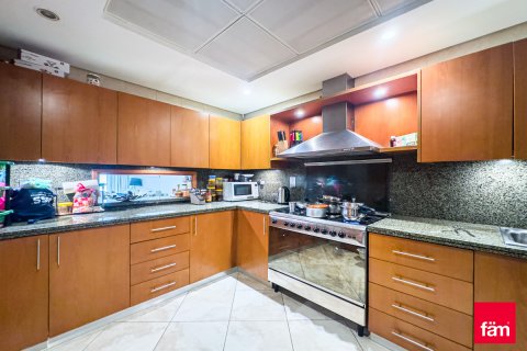 Apartment in Dubai, UAE 2 bedrooms, 152.7 sq.m. № 601318 - photo 8