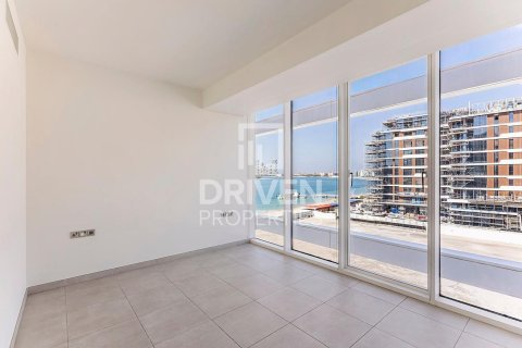 Huoneisto Palm Jumeirah, Dubai, Arabiemiraatit 3 makuuhuonetta, 268 m2 № 684013 - kuva 10