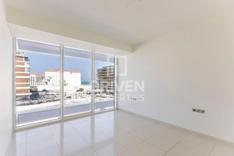 Huoneisto Palm Jumeirah, Dubai, Arabiemiraatit 3 makuuhuonetta, 268 m2 № 684013 - kuva 8