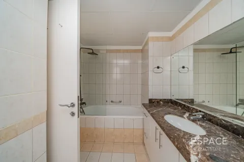 Villa zur Miete in The Springs, Dubai, VAE 3 Schlafzimmer, 281 m2 Nr. 650001 - Foto 17