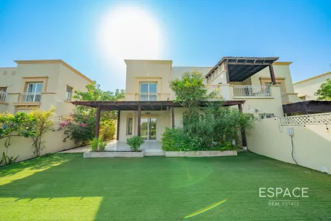 Villa zur Miete in The Springs, Dubai, VAE 3 Schlafzimmer, 281 m2 Nr. 650001 - Foto 1