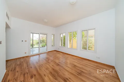 Villa zur Miete in The Springs, Dubai, VAE 3 Schlafzimmer, 281 m2 Nr. 650001 - Foto 2