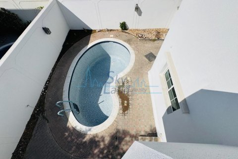 Villa uthyres i Umm Suqeim, Dubai, UAE 4 sovrum, 371.6 kvm Nr. 662065 - fotografi 33