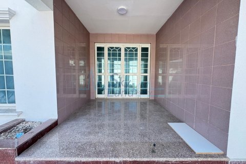 Villa uthyres i Umm Suqeim, Dubai, UAE 4 sovrum, 371.6 kvm Nr. 662065 - fotografi 14