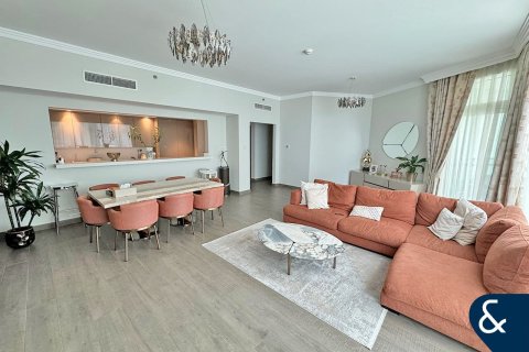 Jumeirah Beach Residence, Dubai, UAE의 판매용 아파트 침실 3개, 214제곱미터 번호 667602 - 사진 3