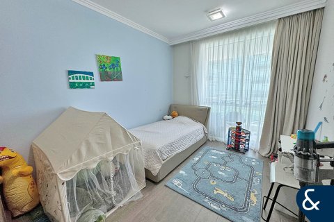 Jumeirah Beach Residence, Dubai, UAE의 판매용 아파트 침실 3개, 214제곱미터 번호 667602 - 사진 10