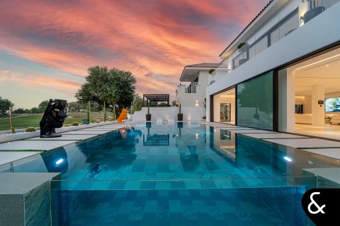 Villa à vendre à Jumeirah Golf Estates, Dubai, EAU 5 chambres, 772 m2 № 667598 - photo 4