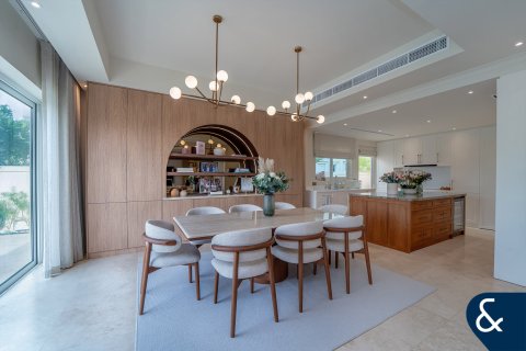 Villa zum Verkauf in Dubai Sports City, Dubai, VAE 5 Schlafzimmer, 446 m2 Nr. 667599 - Foto 4