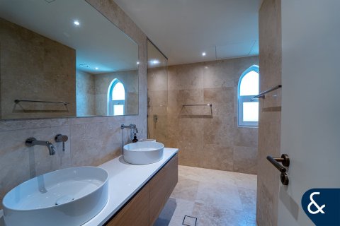 Villa zum Verkauf in Dubai Sports City, Dubai, VAE 5 Schlafzimmer, 446 m2 Nr. 667599 - Foto 19