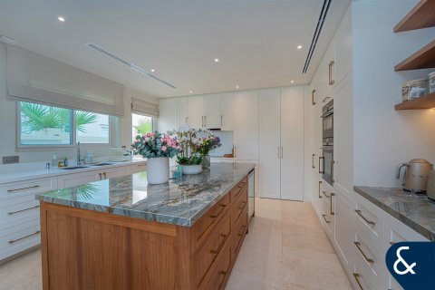 Villa zum Verkauf in Dubai Sports City, Dubai, VAE 5 Schlafzimmer, 446 m2 Nr. 667599 - Foto 6