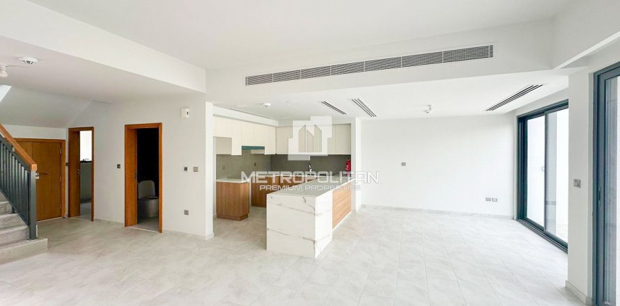 Řadový dům v Dubai Land, Dubai, SAE 3 ložnice, 161 m² Č.: 592925