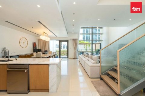Appartement à vendre à  Dubai, EAU 4 chambres, 325.5 m2 № 701313 - photo 2