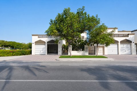 Vila u gradu Jumeirah Park, Dubai, UAE 3 spavaće sobe, 679.96 m2 Br. 749755 - Slika 3