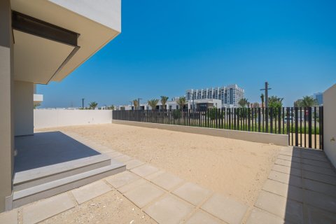 Müüa villa asukohaga Jebel Ali, Dubai, AÜE: 4 magamistoaga, 656 m² Nr 722519 - pilt 2