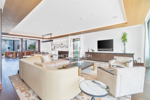 Apartamento en venta en Business Bay, Dubai, EAU 4 dormitorios, 579 m2 № 664611 - foto 9