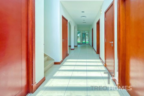 Vila v Arabian Ranches, Dubai, SAE 3 ložnice, 294 m² Č.: 586607 - fotografie 2