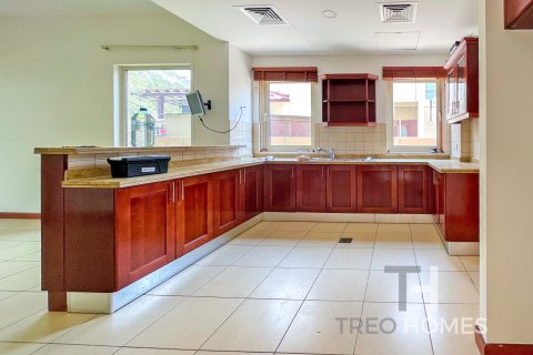 Vila v Arabian Ranches, Dubai, SAE 3 ložnice, 294 m² Č.: 586607 - fotografie 8