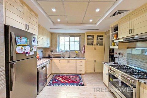Villa para arrendamento em Jumeirah Park, Dubai, EAU 4 quartos, 314 m2 № 586571 - foto 10