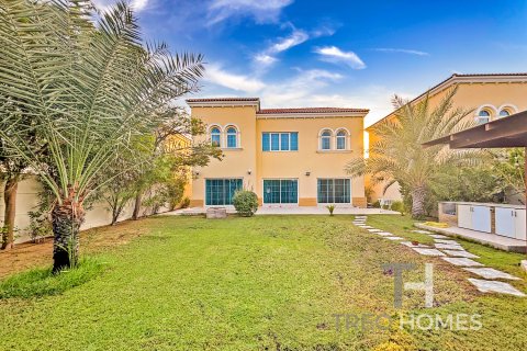 Villa para arrendamento em Jumeirah Park, Dubai, EAU 4 quartos, 314 m2 № 586571 - foto 2