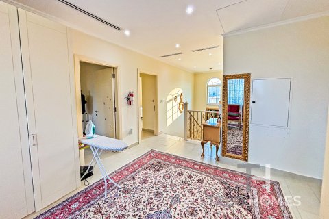 Villa para arrendamento em Jumeirah Park, Dubai, EAU 4 quartos, 314 m2 № 586571 - foto 20