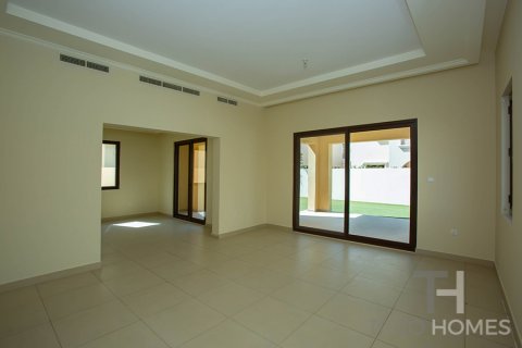Vilë në Arabian Ranches 2, Dubai, Emiratet e Bashkuara Arabe 5 dhoma gjumi, 357 m2. № 586589 - Foto 3