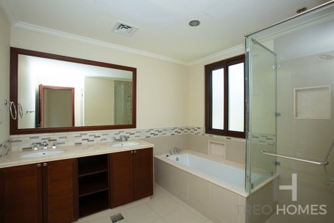 Vilë në Arabian Ranches 2, Dubai, Emiratet e Bashkuara Arabe 5 dhoma gjumi, 357 m2. № 586589 - Foto 12