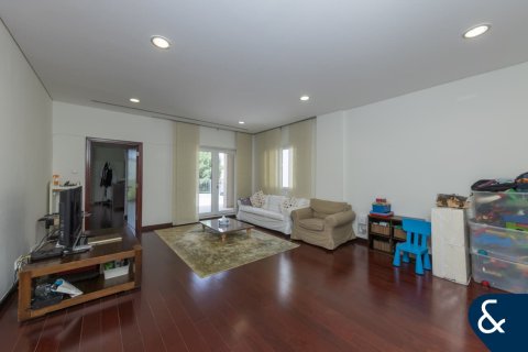 Vila di Motor City, Dubai, UEA 4 kamar tidur, 454 m2 nomor 667819 - foto 9