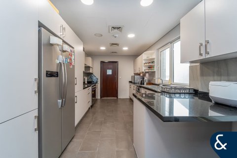 Vila di Motor City, Dubai, UEA 4 kamar tidur, 454 m2 nomor 667819 - foto 5