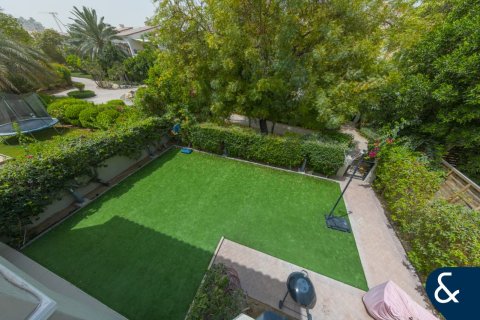 Vila di Motor City, Dubai, UEA 4 kamar tidur, 454 m2 nomor 667819 - foto 17