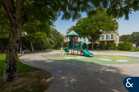 Vila di Motor City, Dubai, UEA 4 kamar tidur, 454 m2 nomor 667819 - foto 16