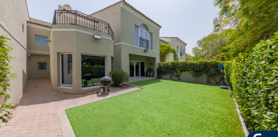 Βίλα σε Motor City, Dubai, ΗΑΕ 4 υπνοδωμάτια, 454 τ.μ. Αρ. 667819