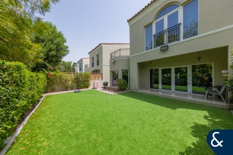 Vila di Motor City, Dubai, UEA 4 kamar tidur, 454 m2 nomor 667819 - foto 2