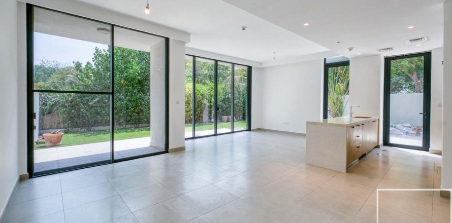 Villa à Dubai Hills Estate, Dubai, EAU: 3 chambres, 313.18 m2 № 747463