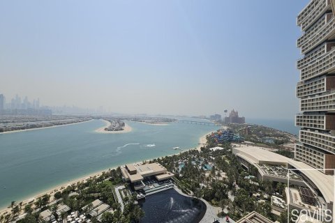 Apartment in Palm Jumeirah, Dubai, UAE 2 bedrooms, 222.13 sq.m. № 747466 - photo 2