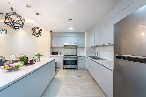 Lägenhet till försäljning i Dubai, UAE 2 sovrum, 127 kvm Nr. 695928 - fotografi 3