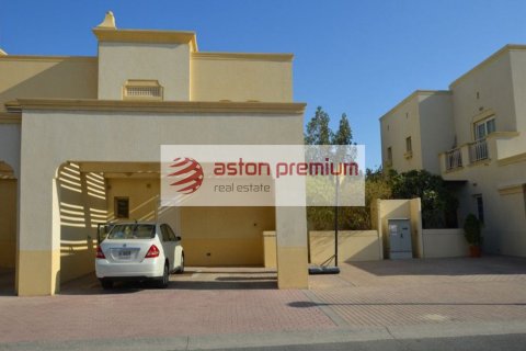 Villa The Springs, Dubaijā, AAE 3 istabas, 299 m2 Nr. 701869 - attēls 9