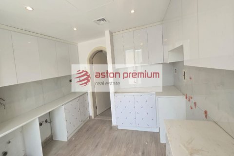 Villa The Springs, Dubaijā, AAE 3 istabas, 299 m2 Nr. 701869 - attēls 4