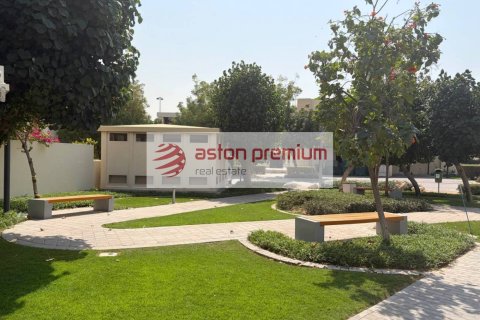 Villa te huur in DAMAC Hills (Akoya by DAMAC), Dubai, VAE 4 slaapkamers, 342 vr.m., nr 701868 - foto 20