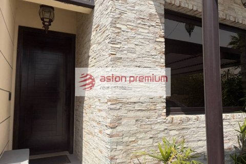 Villa te huur in DAMAC Hills (Akoya by DAMAC), Dubai, VAE 4 slaapkamers, 342 vr.m., nr 701868 - foto 21