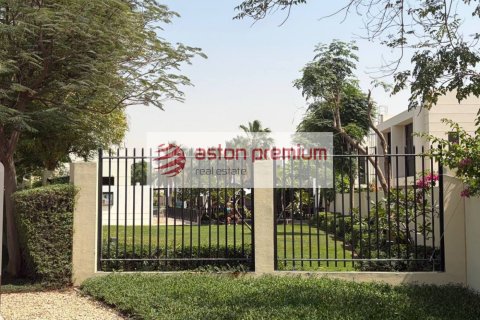 Villa te huur in DAMAC Hills (Akoya by DAMAC), Dubai, VAE 4 slaapkamers, 342 vr.m., nr 701868 - foto 23