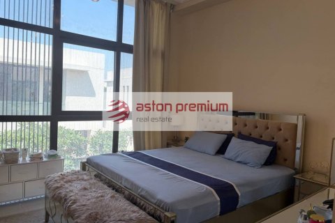 Villa te huur in DAMAC Hills (Akoya by DAMAC), Dubai, VAE 4 slaapkamers, 342 vr.m., nr 701868 - foto 12