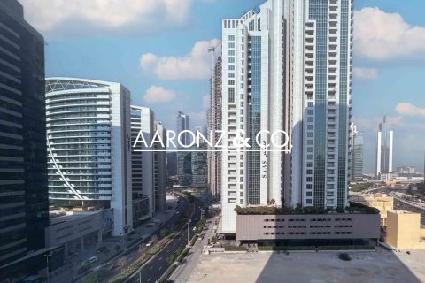 Oficina en alquiler en Business Bay, Dubai, EAU 70.4 m2 № 670670 - foto 12