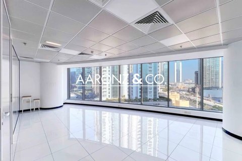Oficina en alquiler en Business Bay, Dubai, EAU 70.4 m2 № 670670 - foto 4