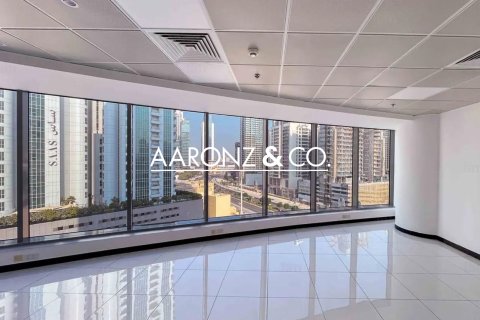 Oficina en alquiler en Business Bay, Dubai, EAU 70.4 m2 № 670670 - foto 3