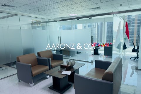 Oficina en alquiler en Business Bay, Dubai, EAU 107.6 m2 № 670671 - foto 5