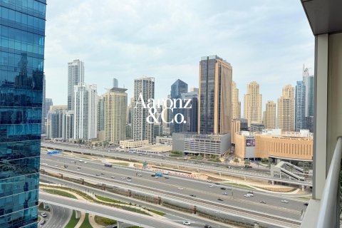 Apartment til leje i Jumeirah Lake Towers, Dubai, UAE 2 soveværelser, 189 kvm № 670669 - foto 11